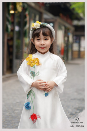 ao-dai-be-gai-trang-HXBG06-3