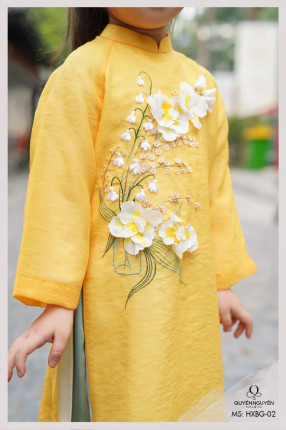 ao-dai-be-gai-vang-xanh-HXBG02-2