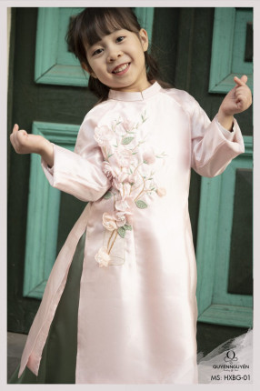 ao-dai-cach-tan-be-gai-hong-xanh-HX01-10