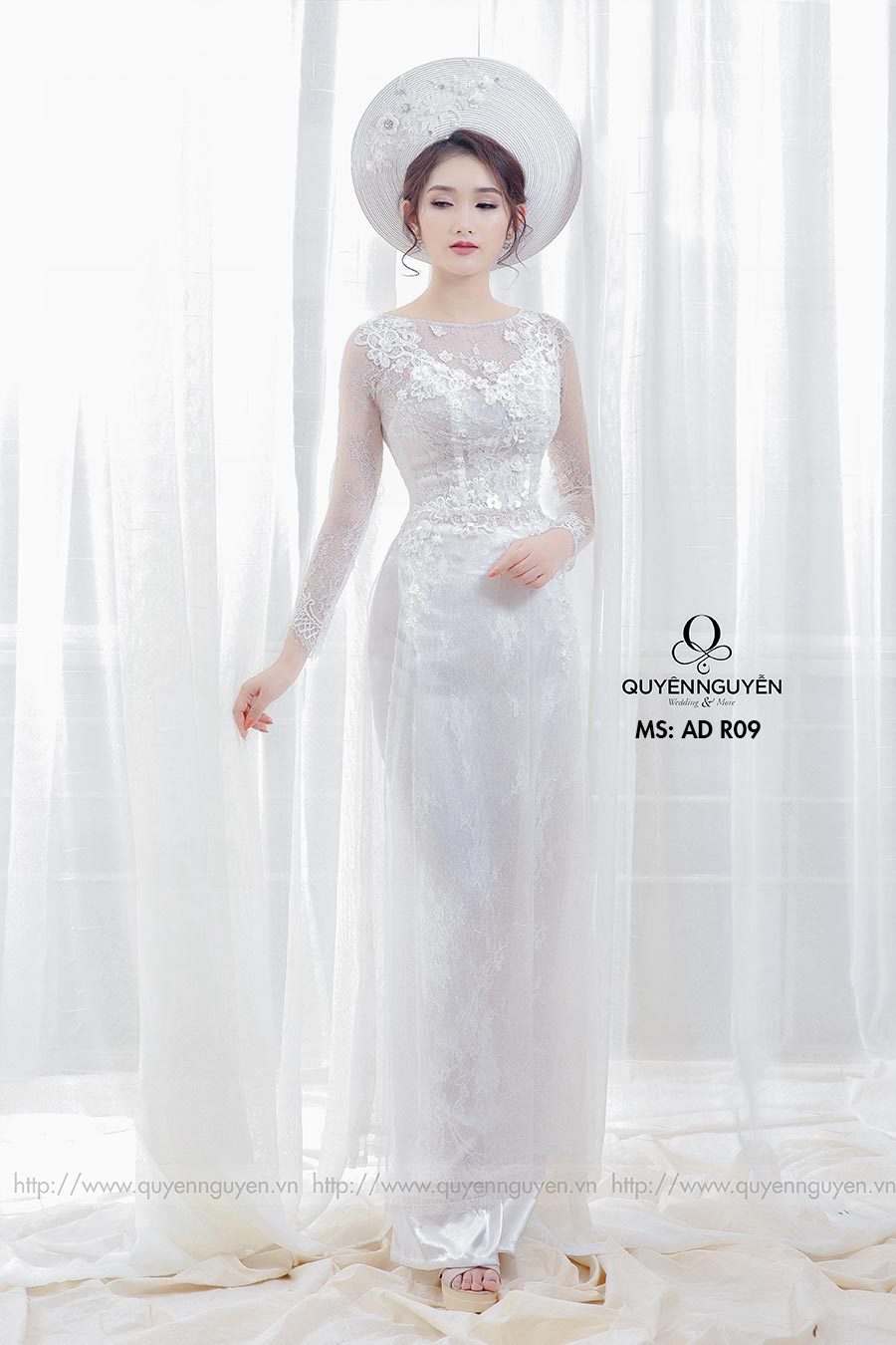 Áo Dài Màu Trắng Ad T83 Quyên Nguyễn Bridal