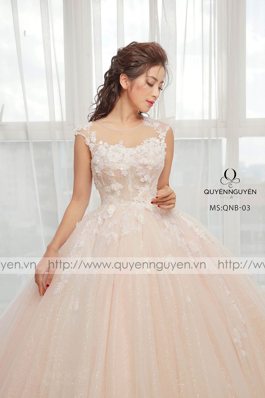 Váy cưới dáng bồng công chúa QNB 03