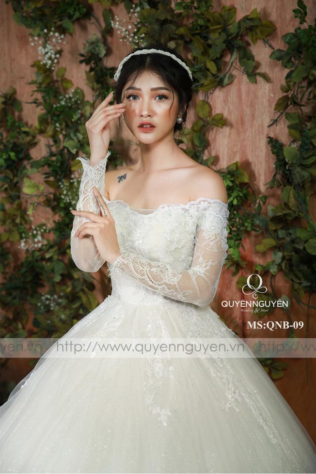Top 7 mẫu váy cưới cho cô dâu gầy nên mặc  NiNiStore 2023