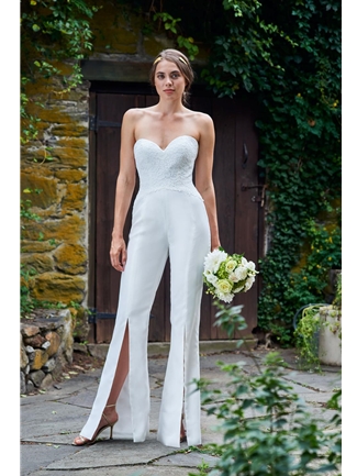 Váy cưới Jumpsuit