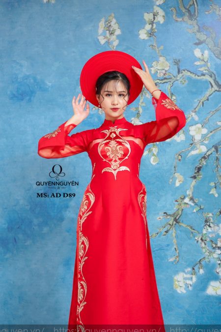Áo dài cưới đỏ với khăn đóng