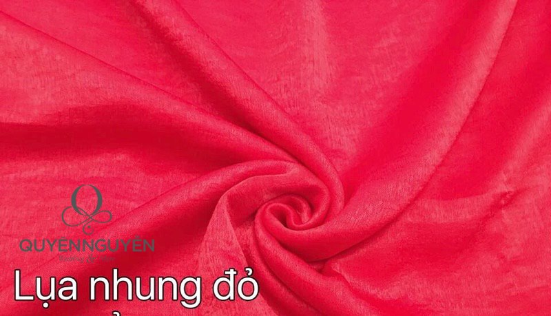 Vải lụa nhung đỏ