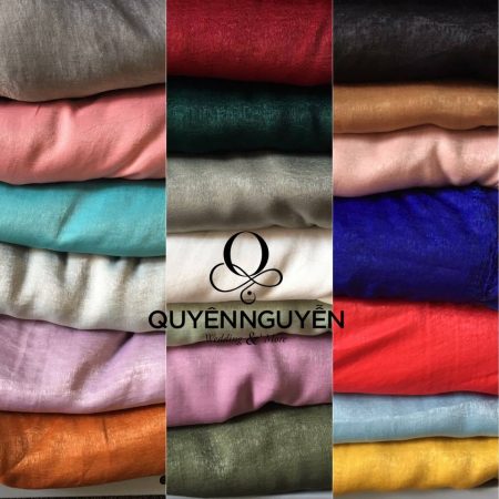 Chất liệu may áo dài cưới đơn giản