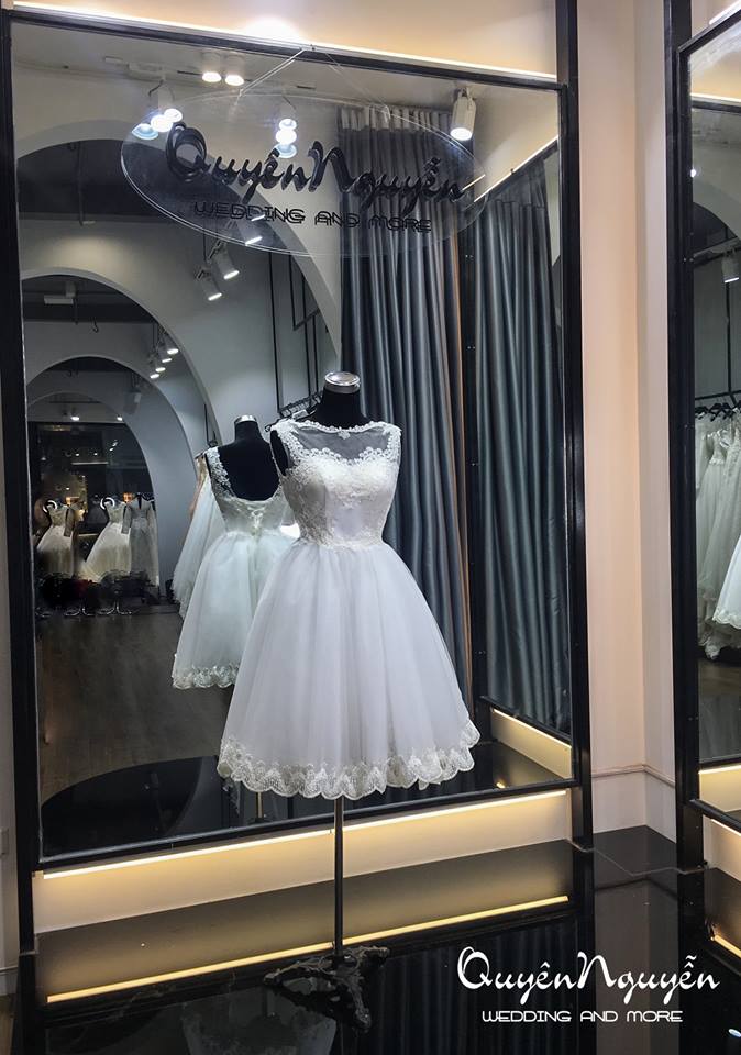 Xu hướng và ưu điểm nổi bật của chiếc váy cưới ngắn
