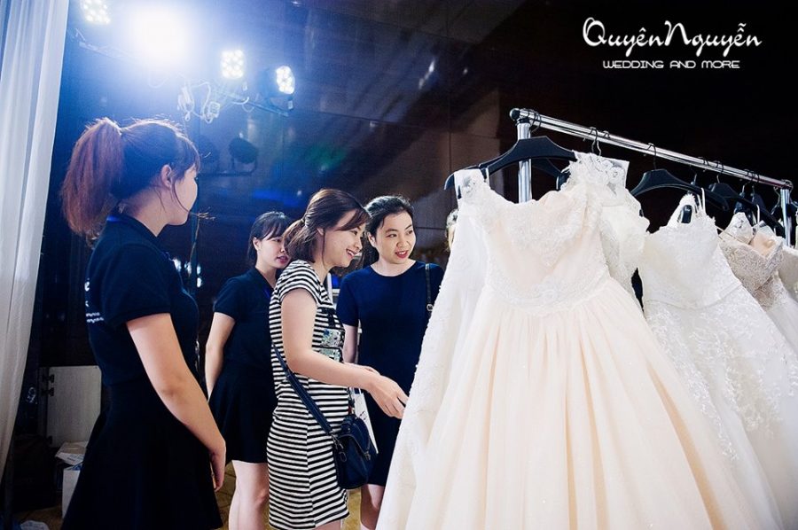 Cách chọn váy cưới khắc phục 8 khuyết điểm thường gặp