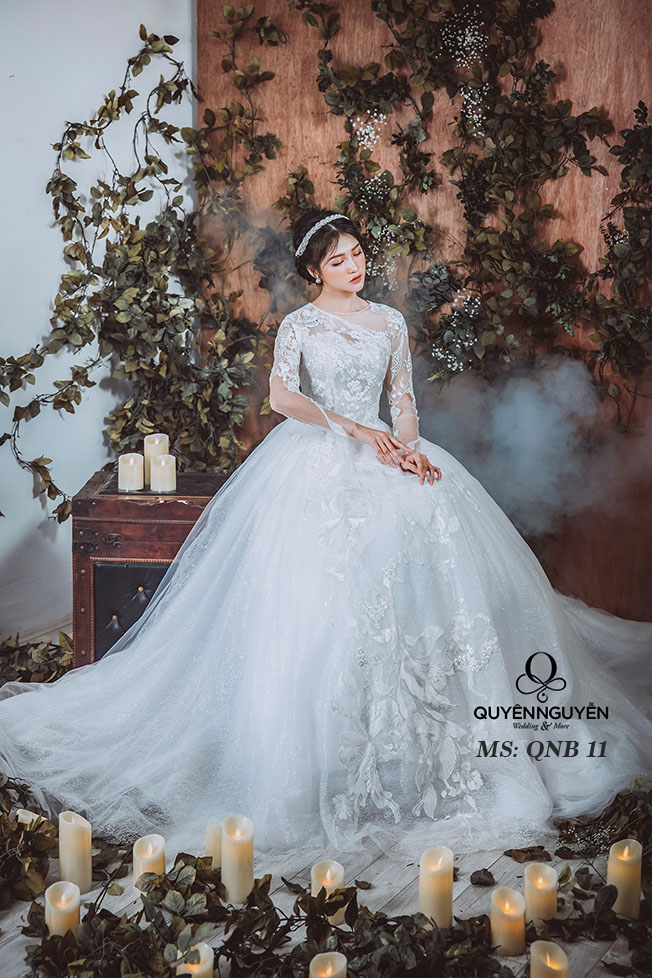 Váy cưới dáng bồng công chúa QNB 11