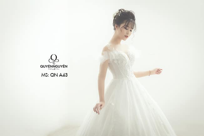 Váy cưới dáng A QNA 43