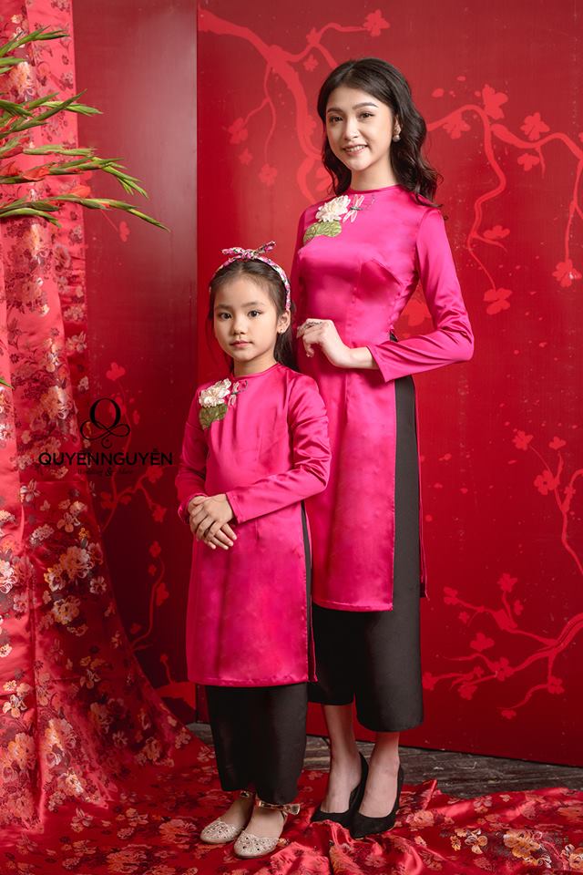 Váy nhung đỏ đôi mẹ và bé | Shopee Việt Nam