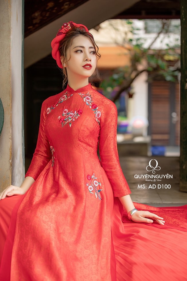 Áo dài đỏ AD D100