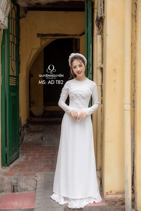 Áo dài trắng AD T82