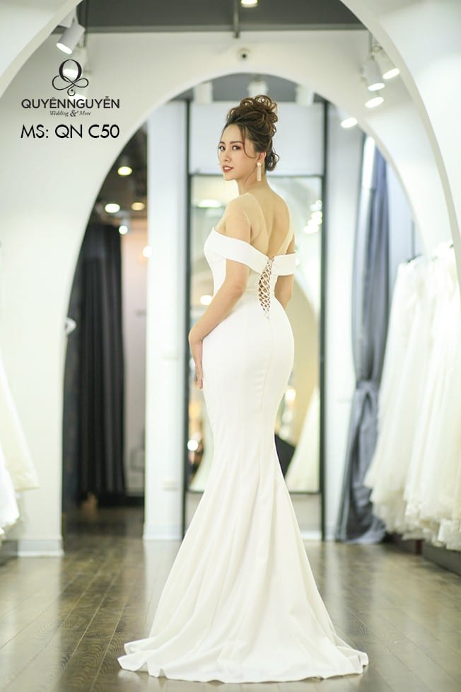 Váy cưới đuôi cá QNC 50