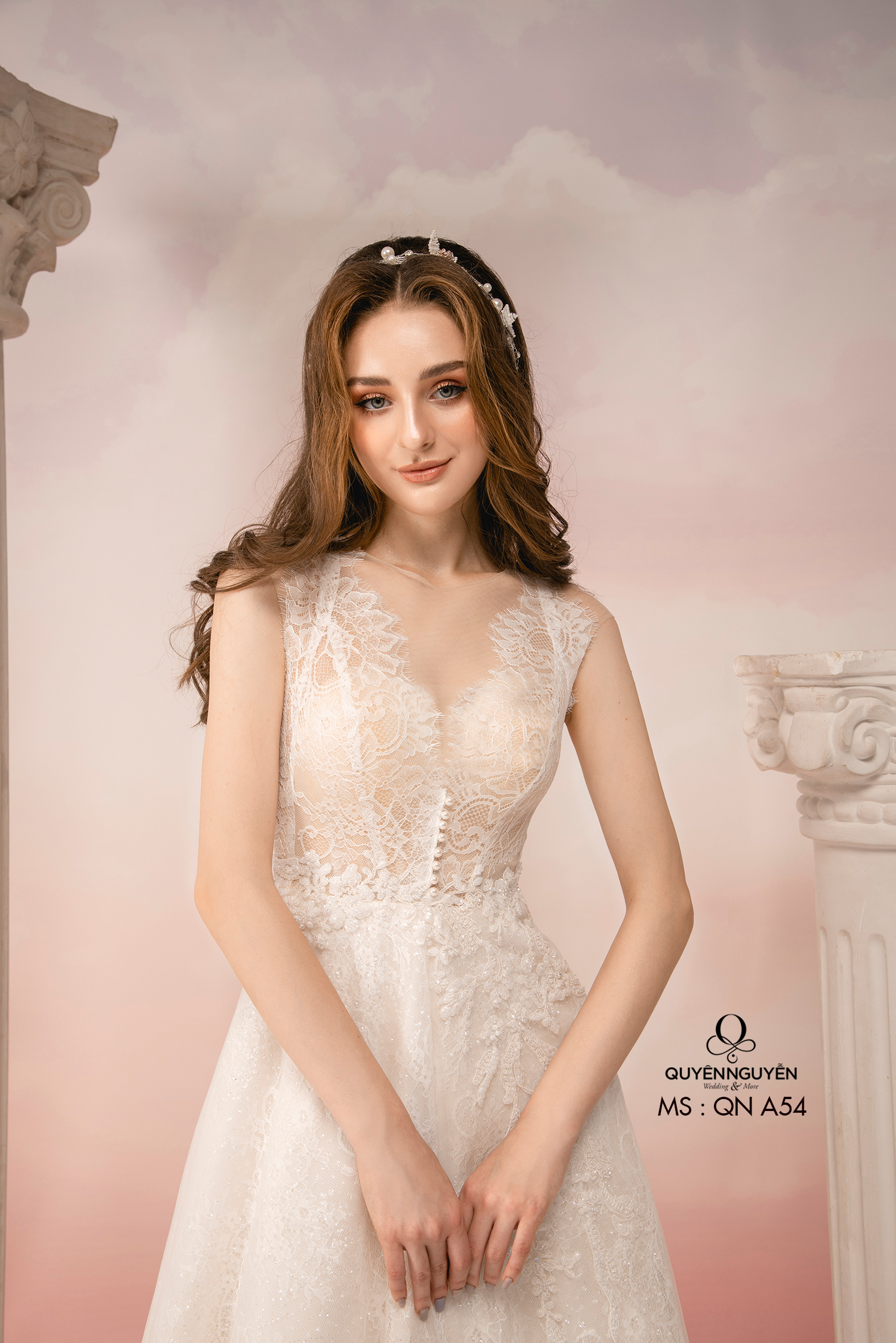 Váy cưới dáng A QNC54