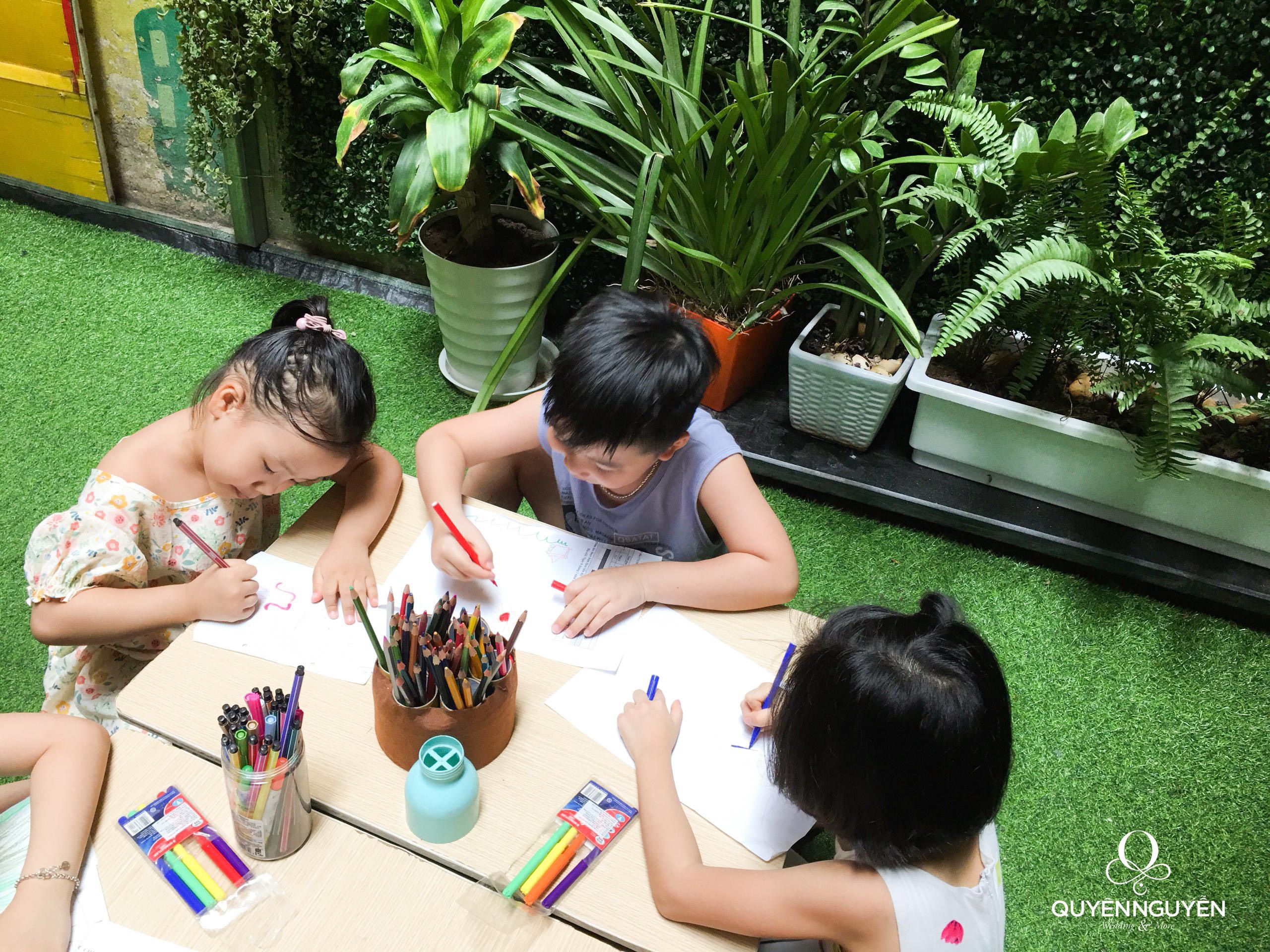 Cuộc thi vẽ áo dài 