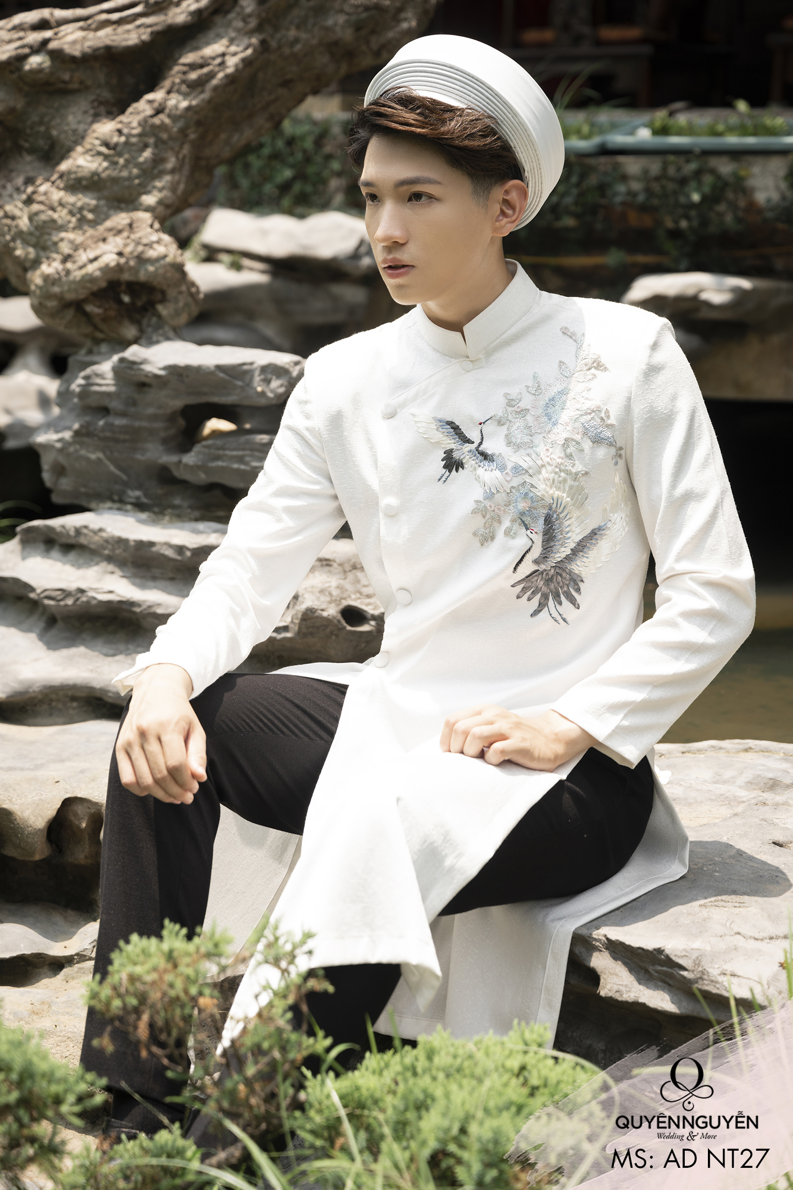Áo dài nam trắng ADNT27
