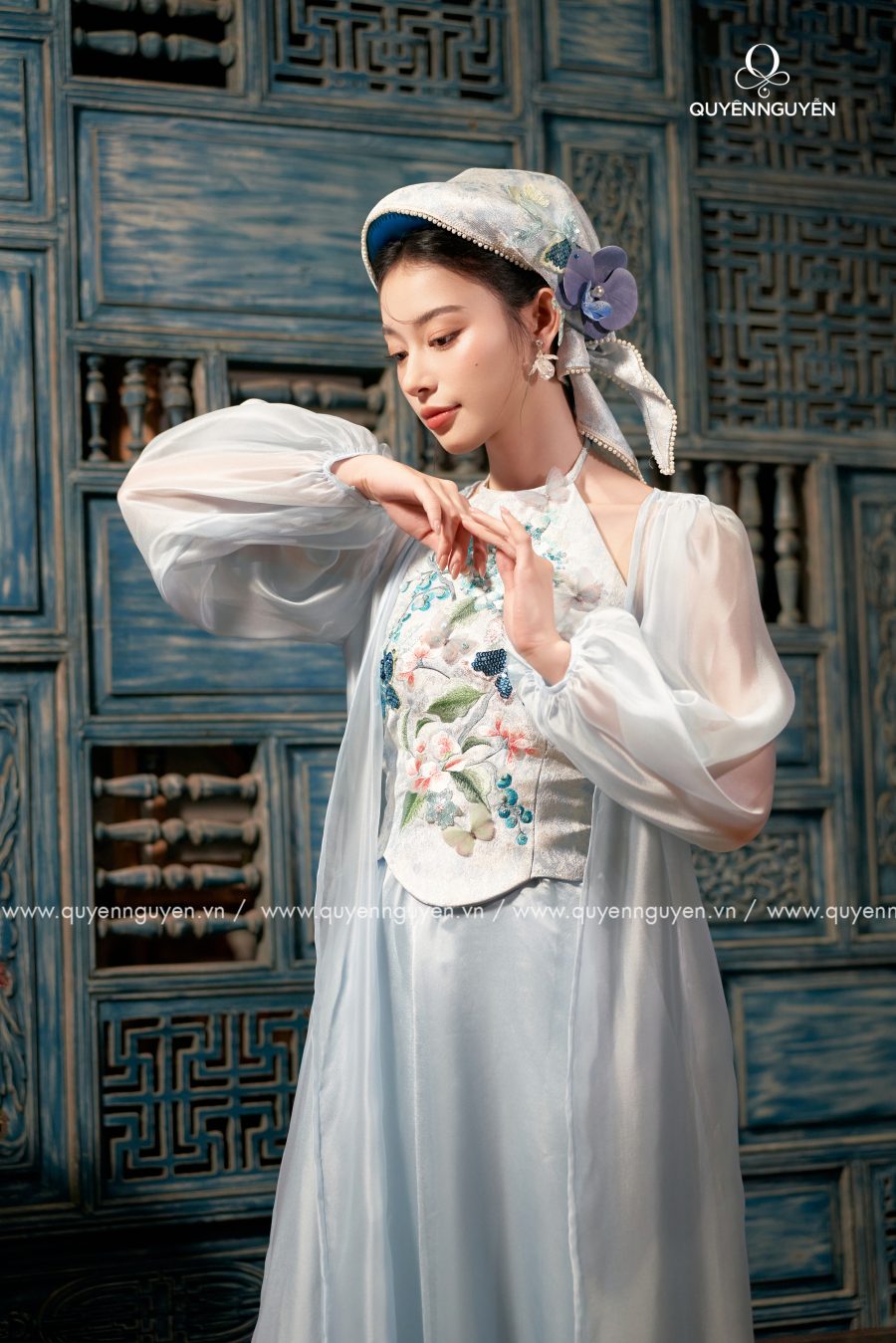 Áo dài Lam Khuê 1