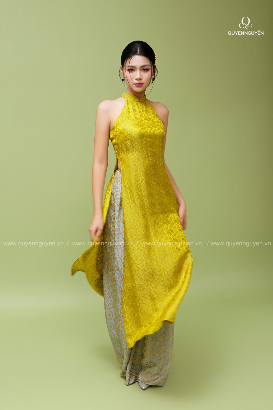 Áo dài yếm Liễu Ngọc 1