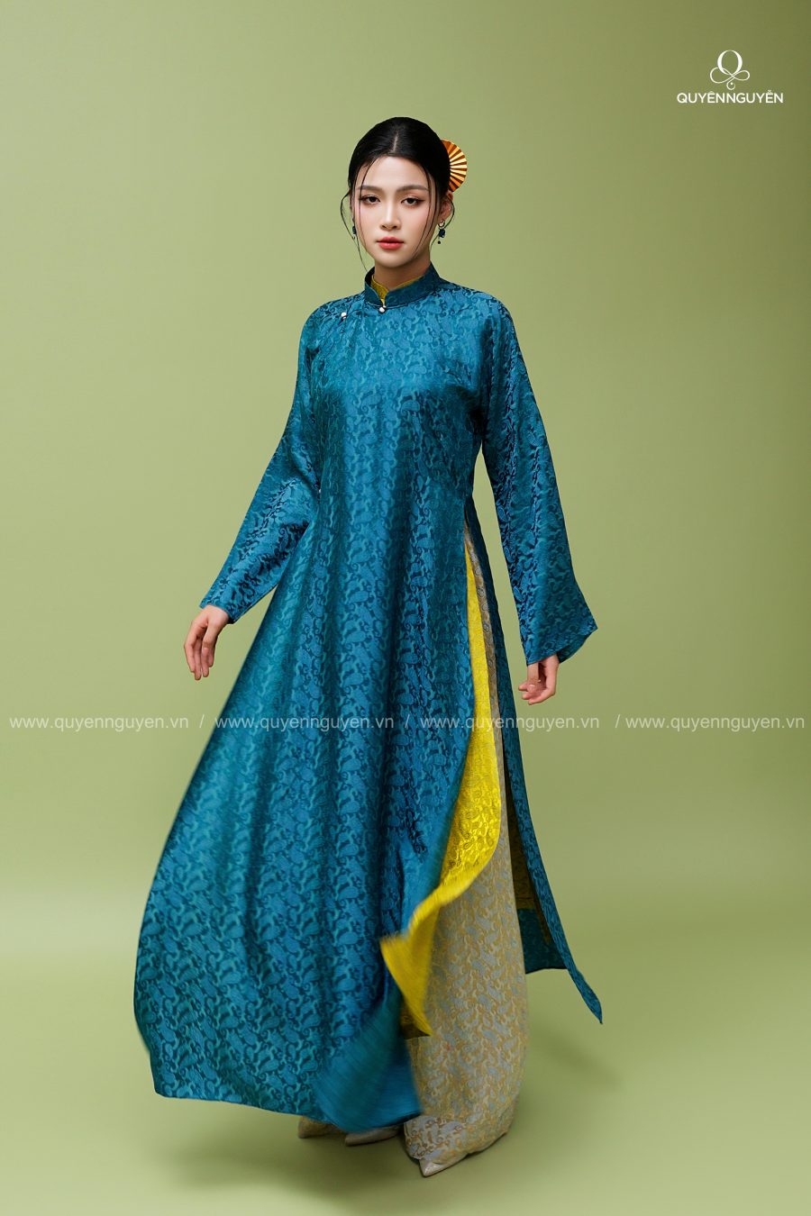 Áo dài Liễu Ngọc 2