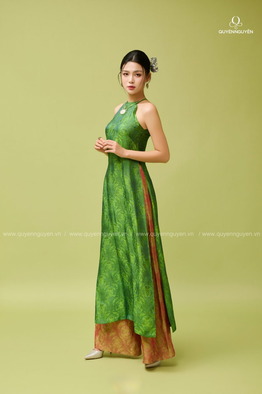 Áo dài yếm Thục Yên 4