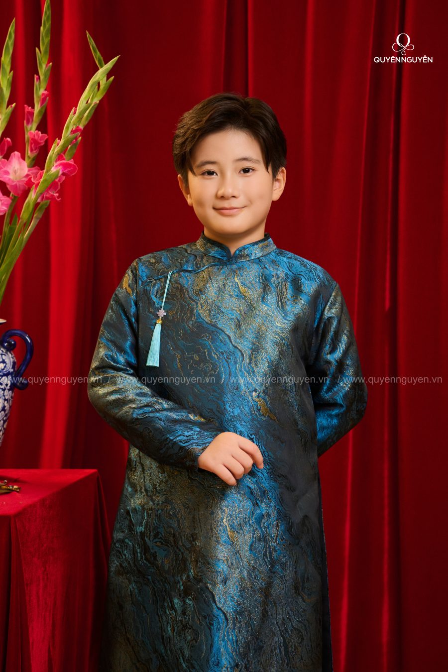 Áo dài bé trai Đoàn Viên
