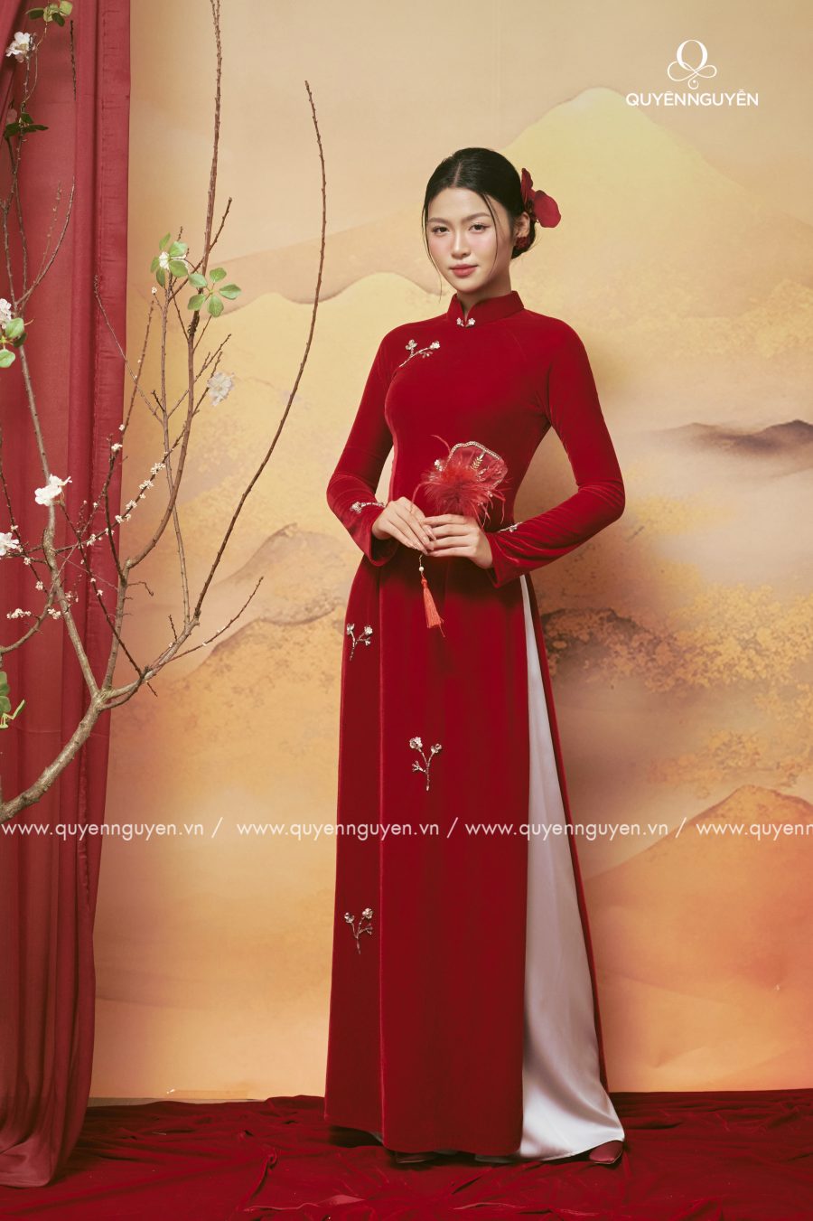 Áo dài Nhung Sương Khuê 3