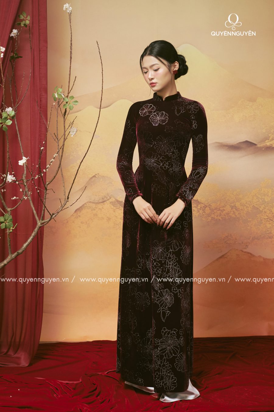 Áo dài Nhung Sương Khuê 6